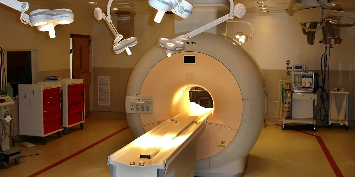 magnetröntgen med magnetkamera